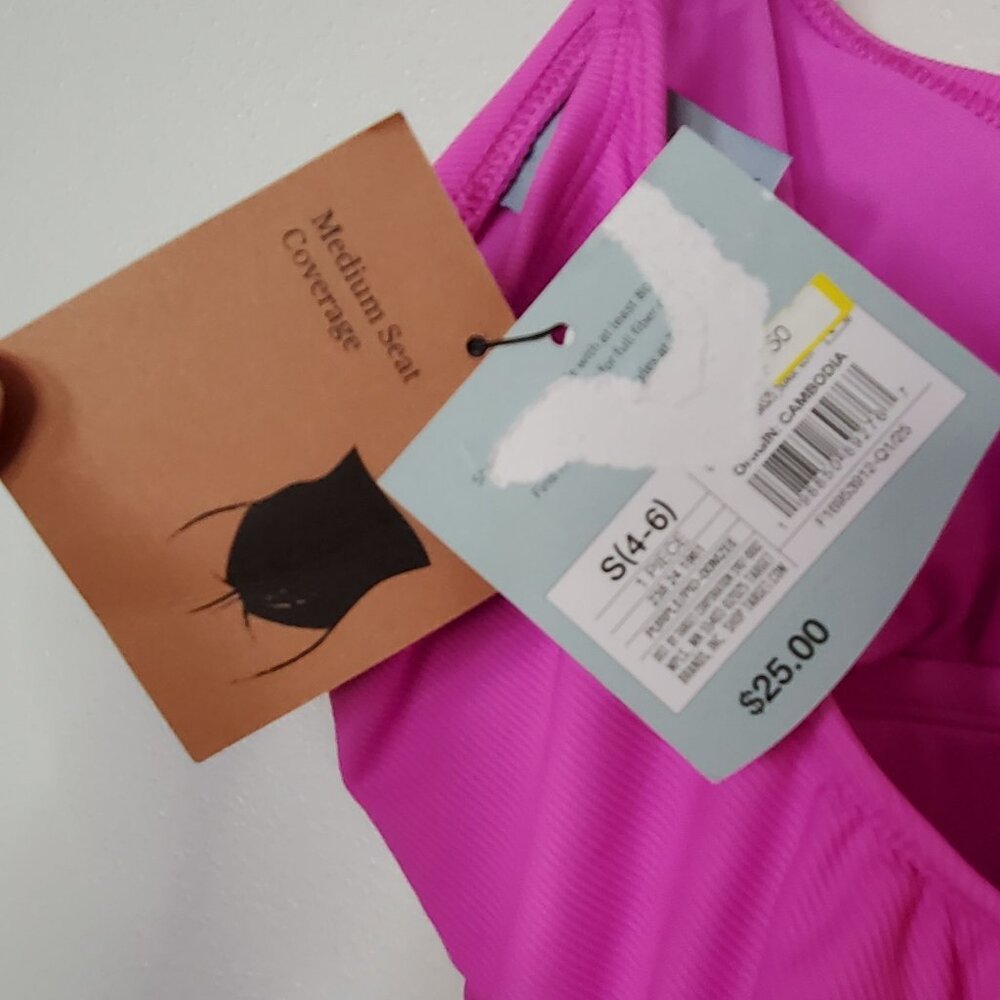Shade & Shore Pink One-Piece Swimsuit With Adjustable Straps & Side Ties Medium - Picture 6 of 8